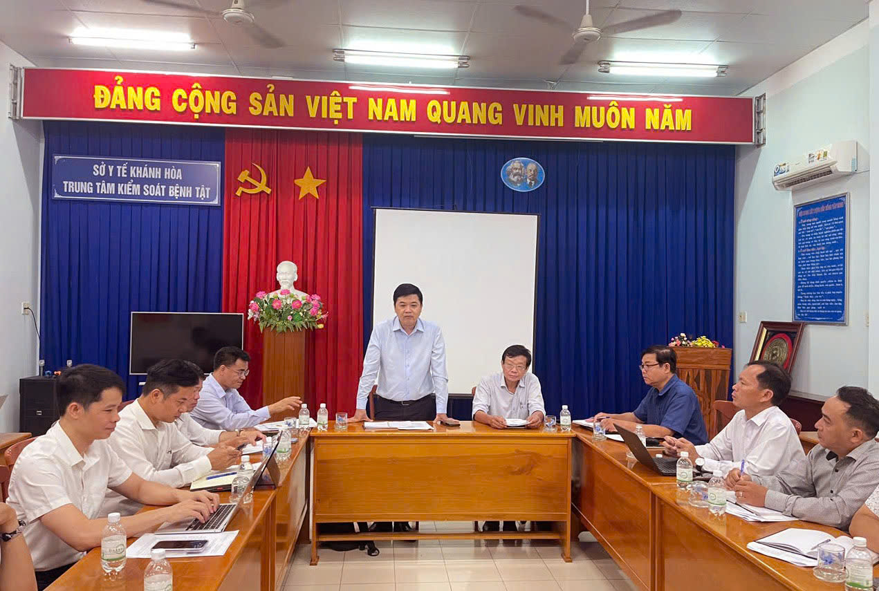 Đoàn công tác của Bộ Y tế làm việc với Sở Y tế tỉnh Khánh Hòa